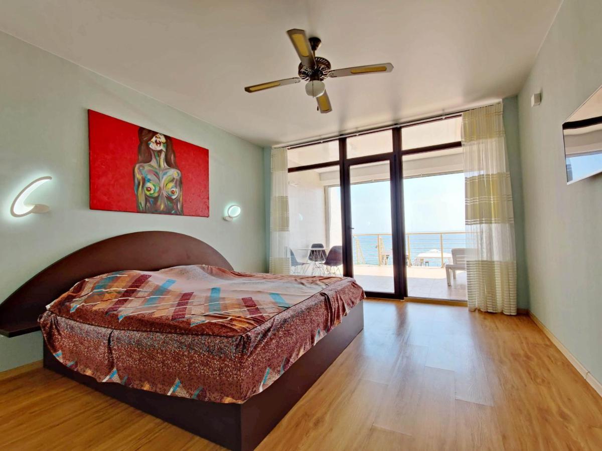 Vip Apartments Sovinion Odessa Zewnętrze zdjęcie
