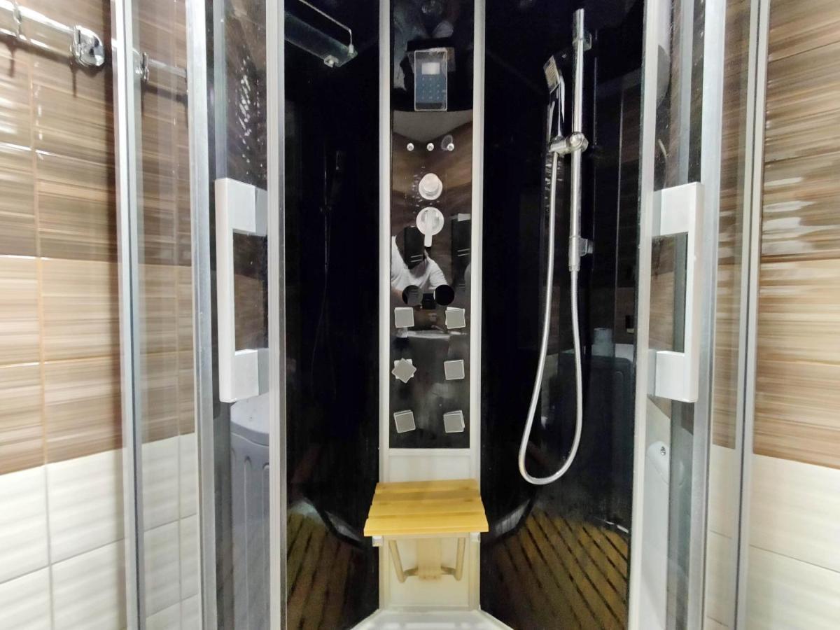 Vip Apartments Sovinion Odessa Zewnętrze zdjęcie
