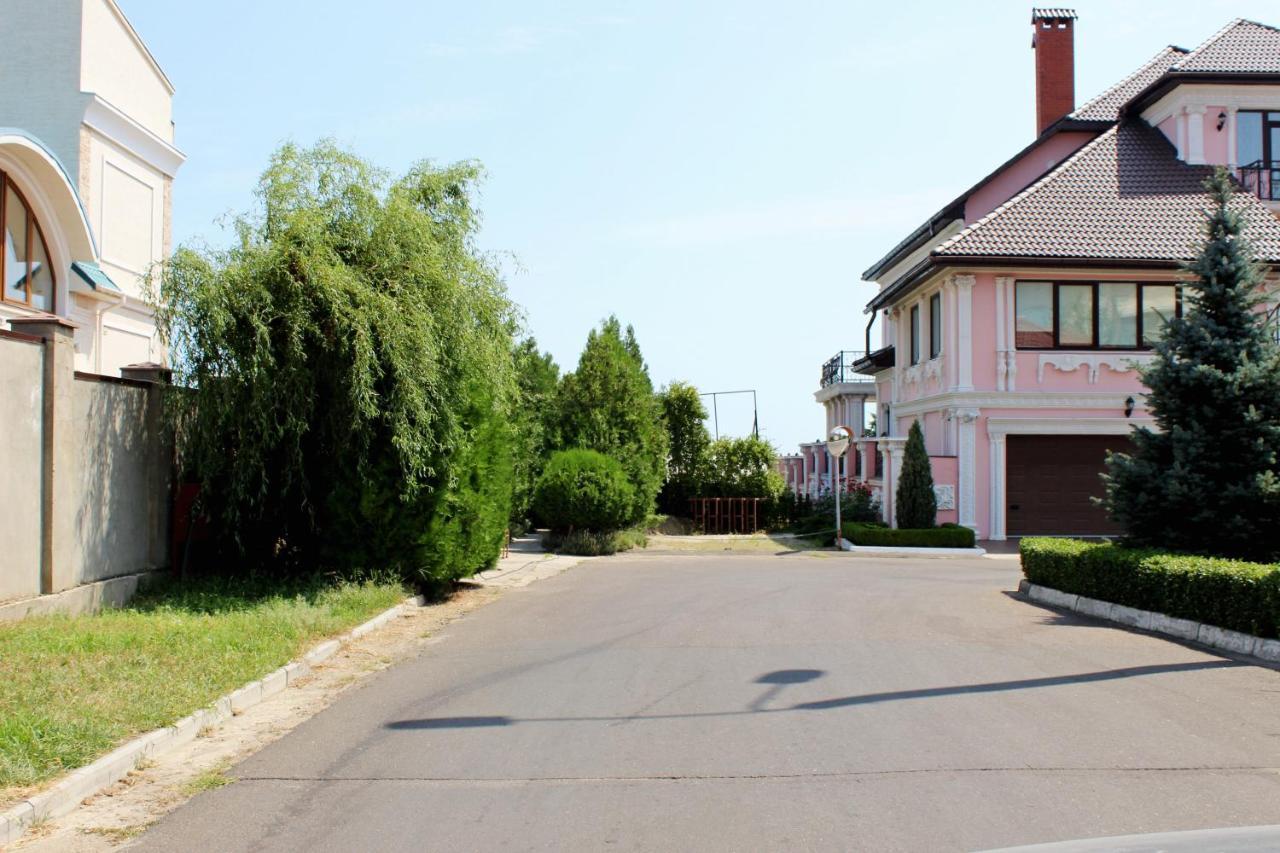 Vip Apartments Sovinion Odessa Zewnętrze zdjęcie